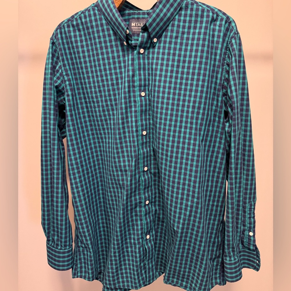 Men’s M Tailor Button Down Shirt
